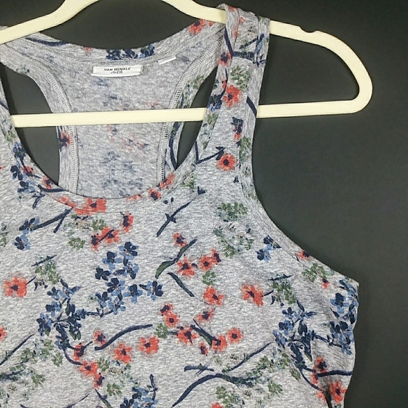 ⭐3/$30 Van Winkle & Co Floral Racerback Tank M - Picture 2 of 4